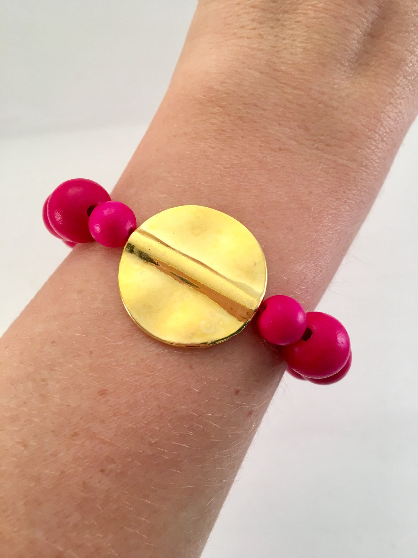 large disc stretch bracelet