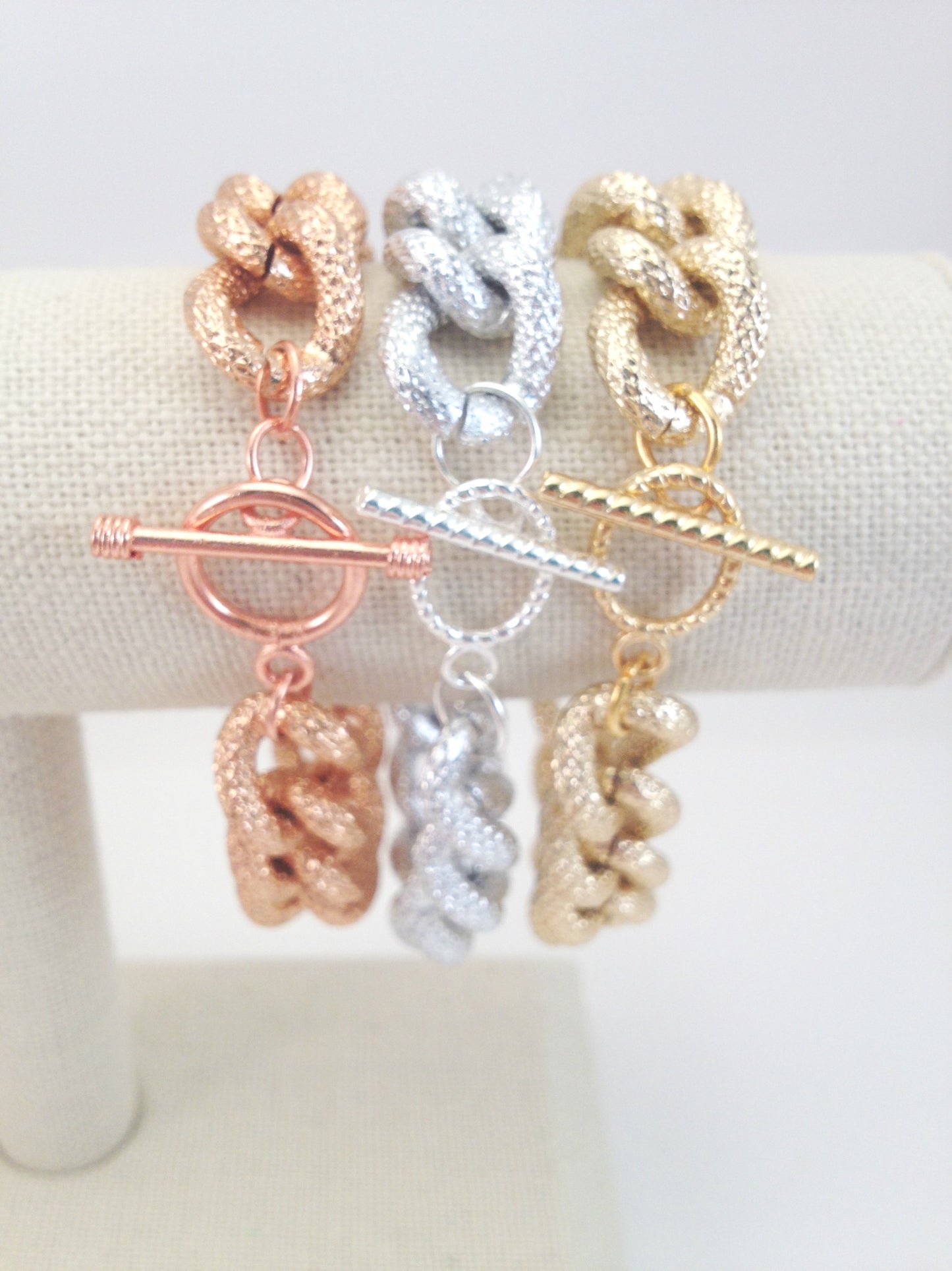 chain link bracelet, textured