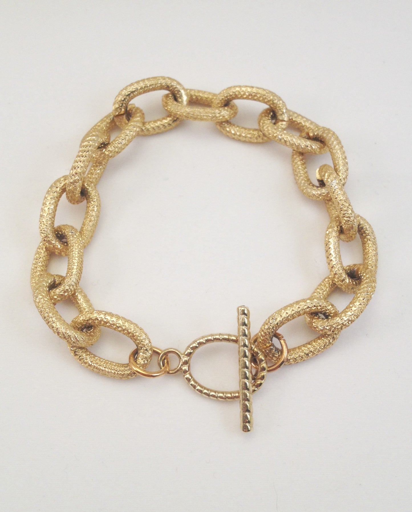 chain loop bracelet- textured
