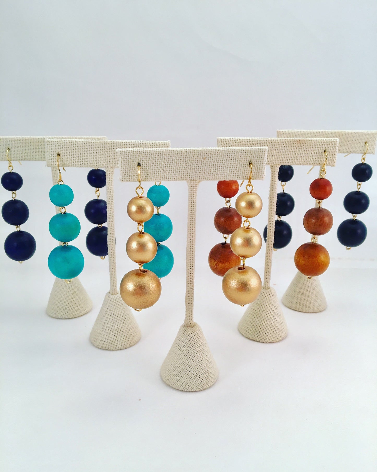 3 bauble earrings, graduated